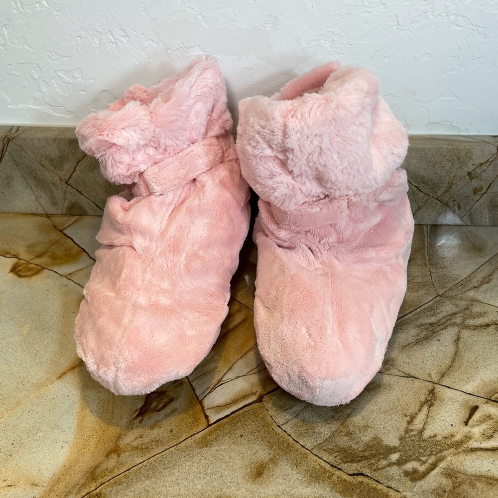Brookstone n-a-p Luxe Pink Duck Down Foot Comforters Slippers